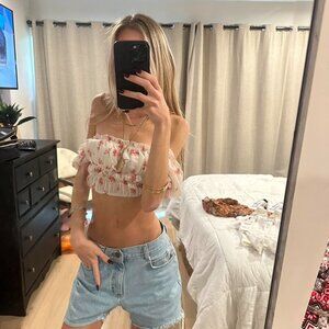 Isabelle's Cabinet Women's Multi Crop-top